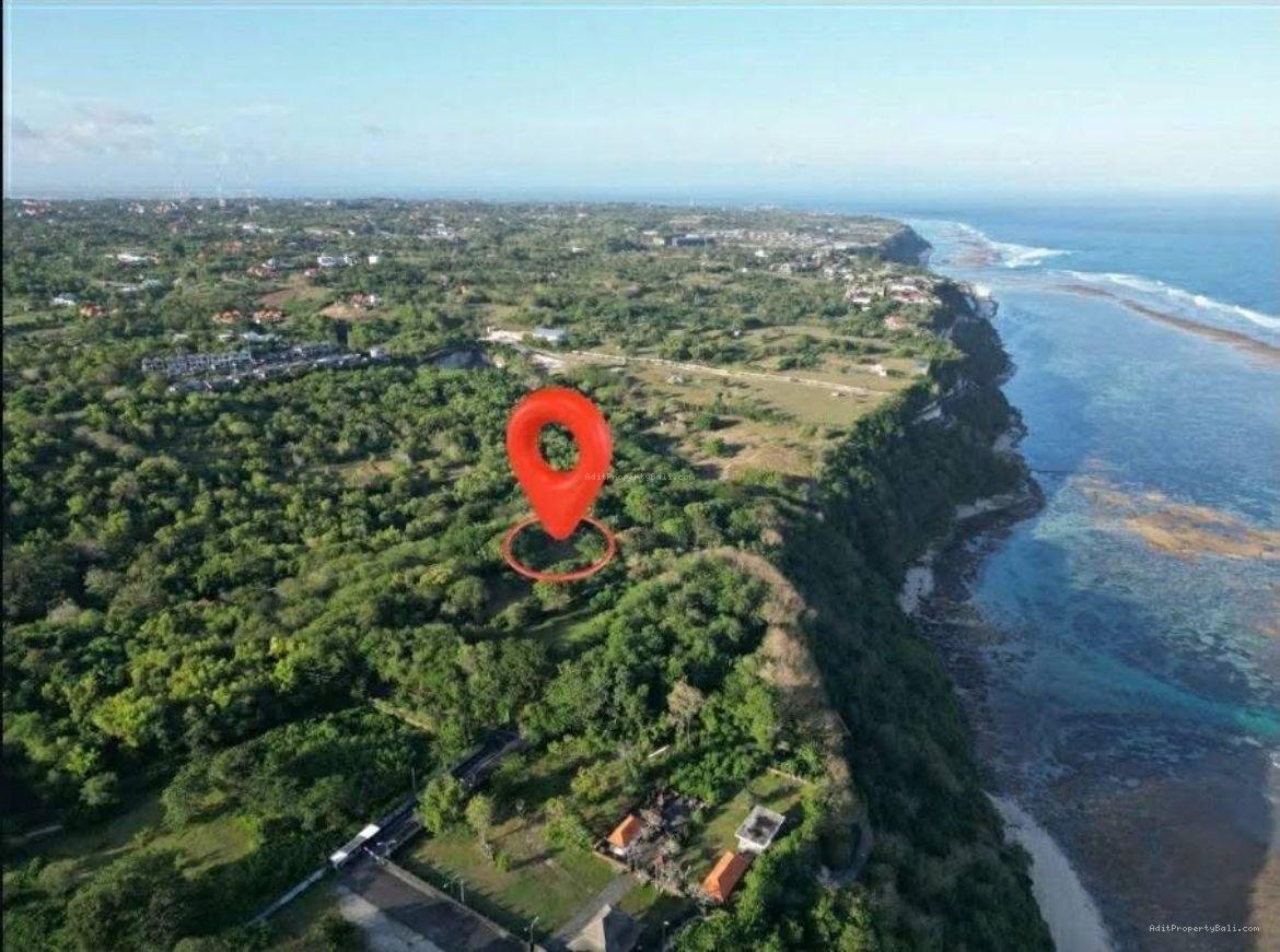 Tanah tebing pantai green bowl jimbaran