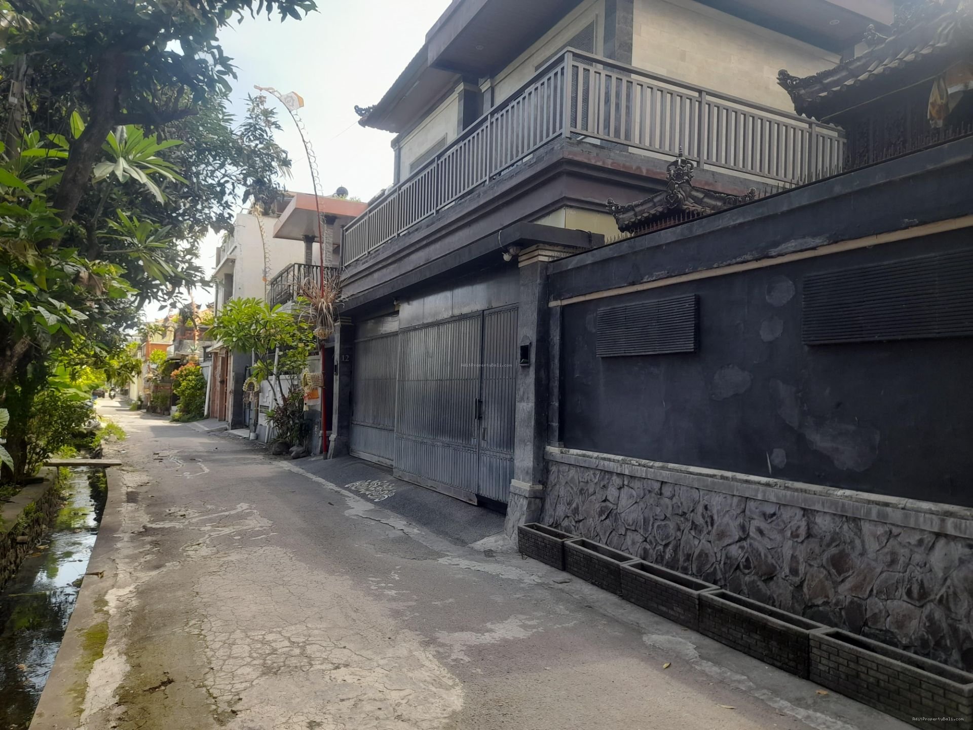 Rumah Pulau Moyo Denpasar Selatan