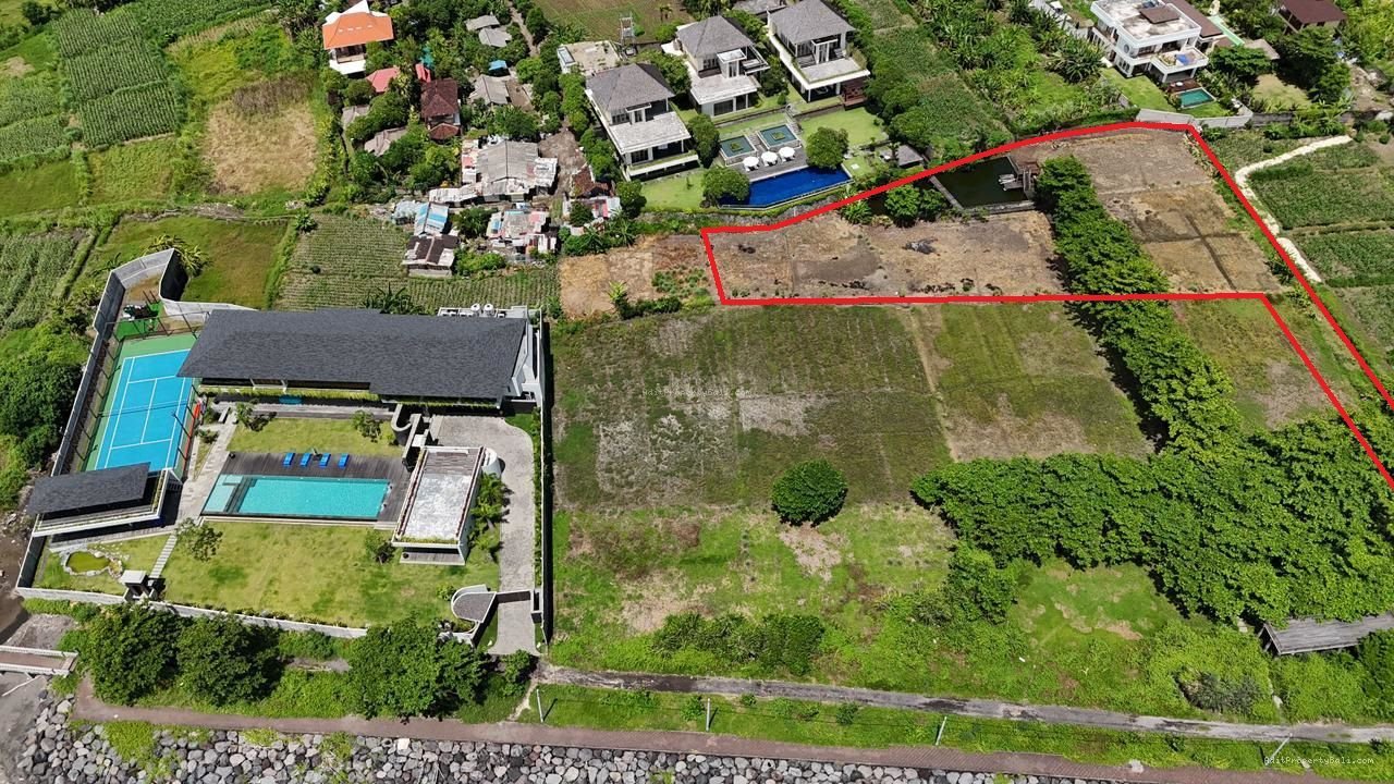 Tanah lost pantai padang galak sanur