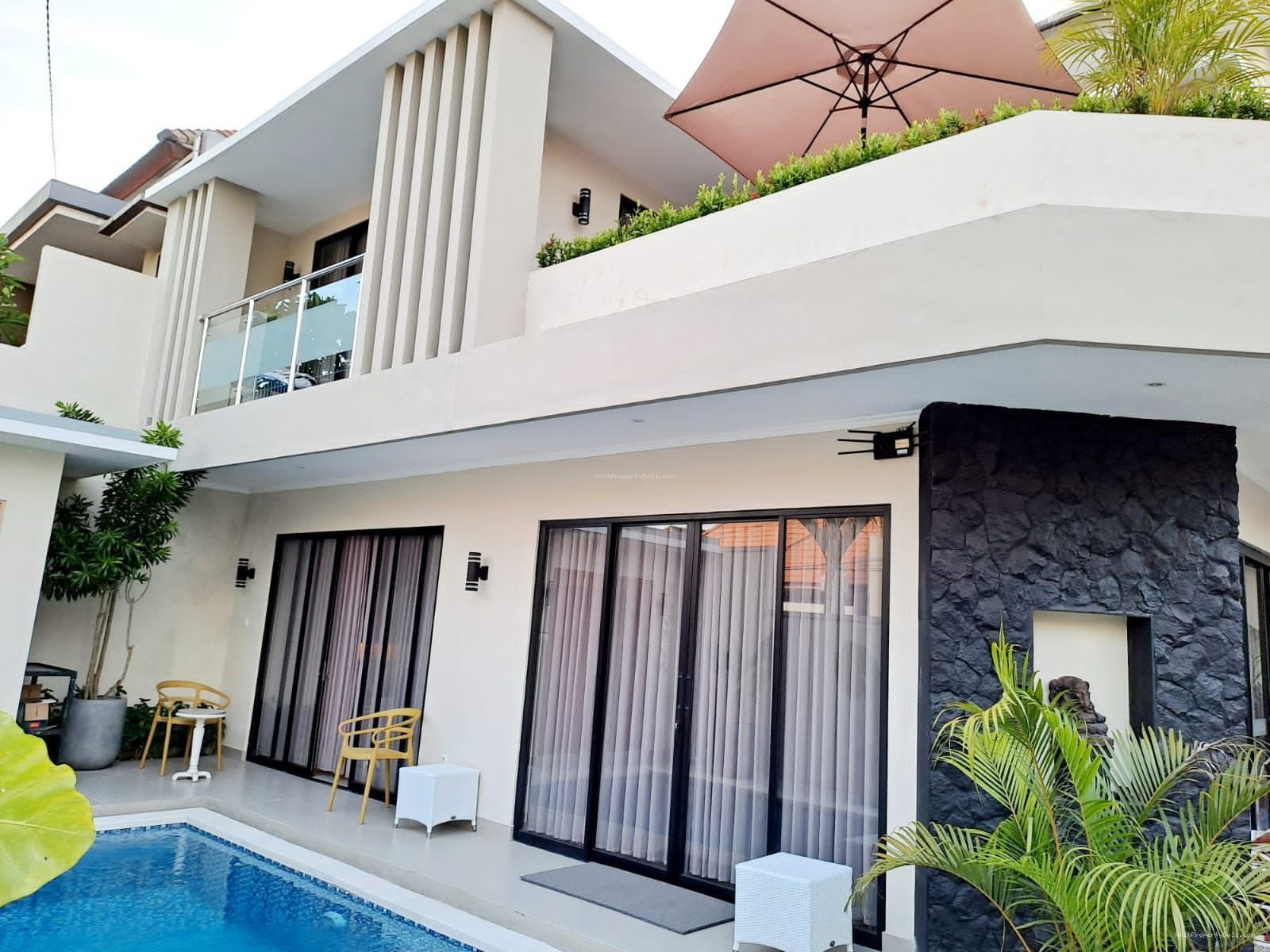 Villa mertanadi kerobokan