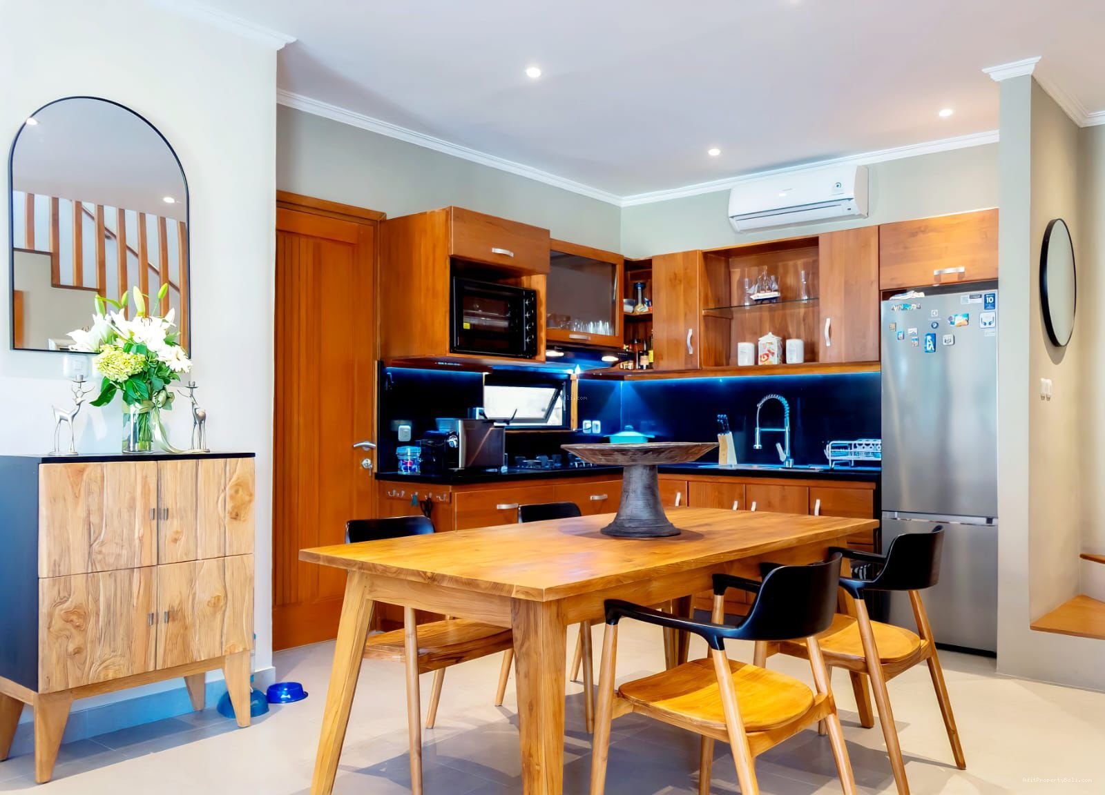 Villa mertanadi kerobokan