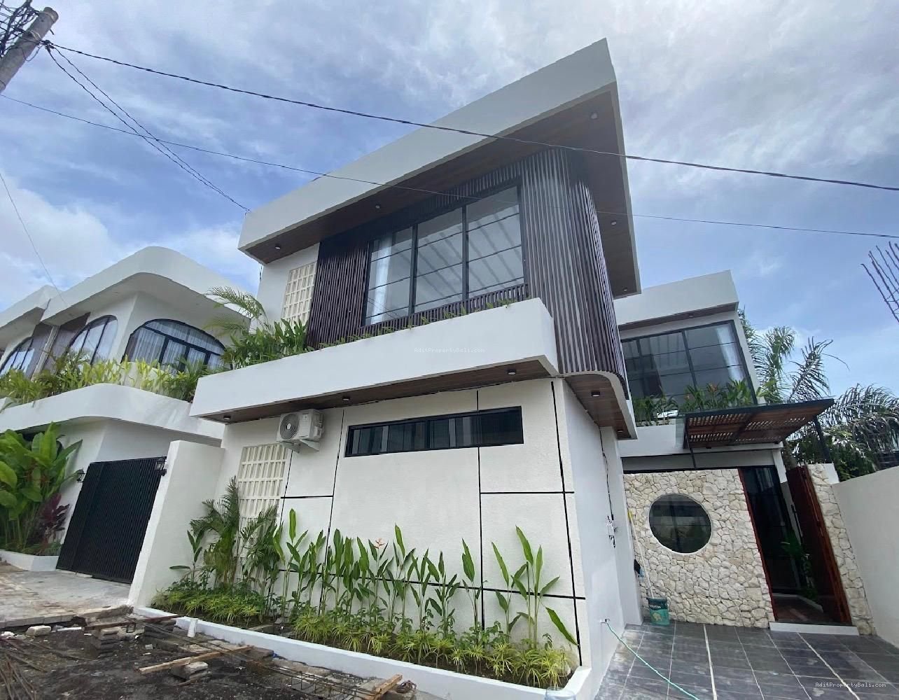 Villa Tumbak Bayuh Mengwi Badung Bali