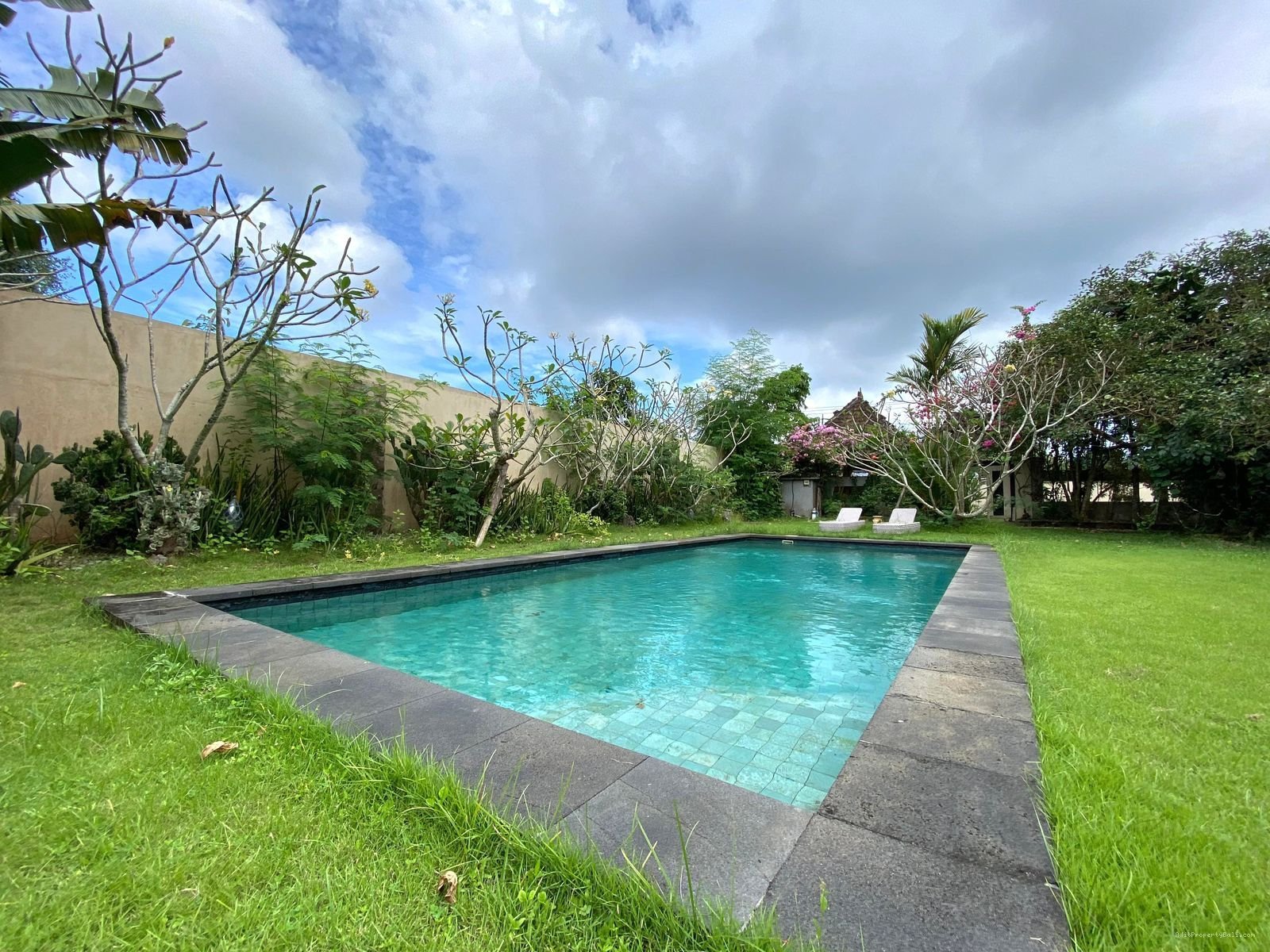 Villa murah kampus unud jimbaran