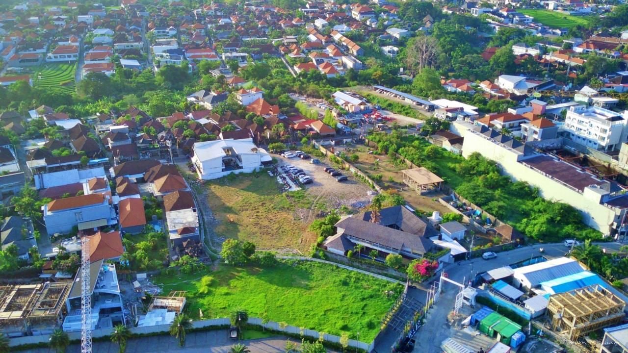 Tanah Raya Pantai Batu Bolong Canggu Badung