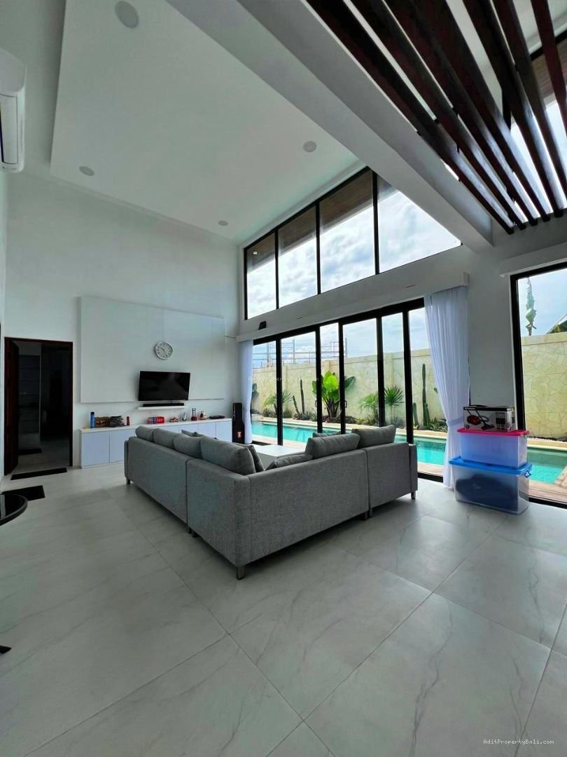 Brand New Villa View Sawah Bumbak Kerobokan Badung