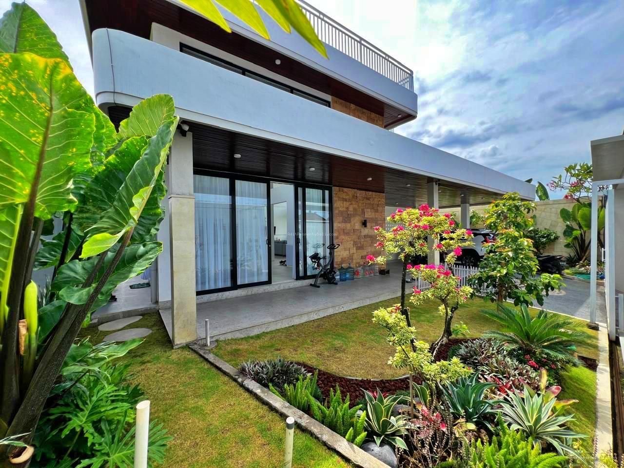 Brand New Villa View Sawah Bumbak Kerobokan Badung