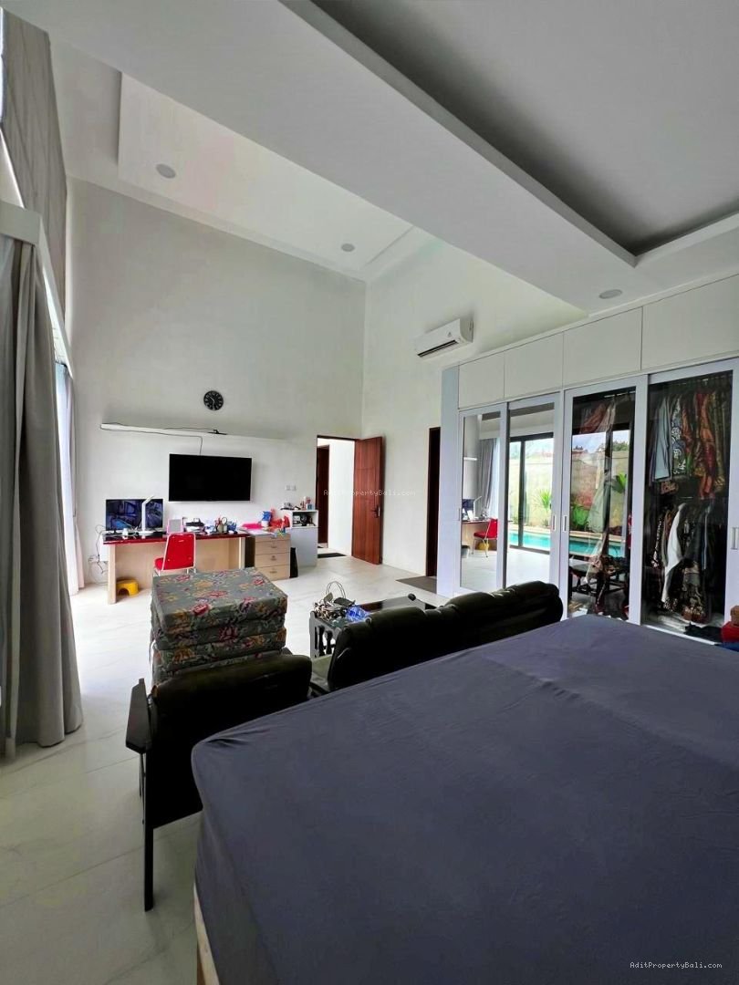 Brand New Villa View Sawah Bumbak Kerobokan Badung