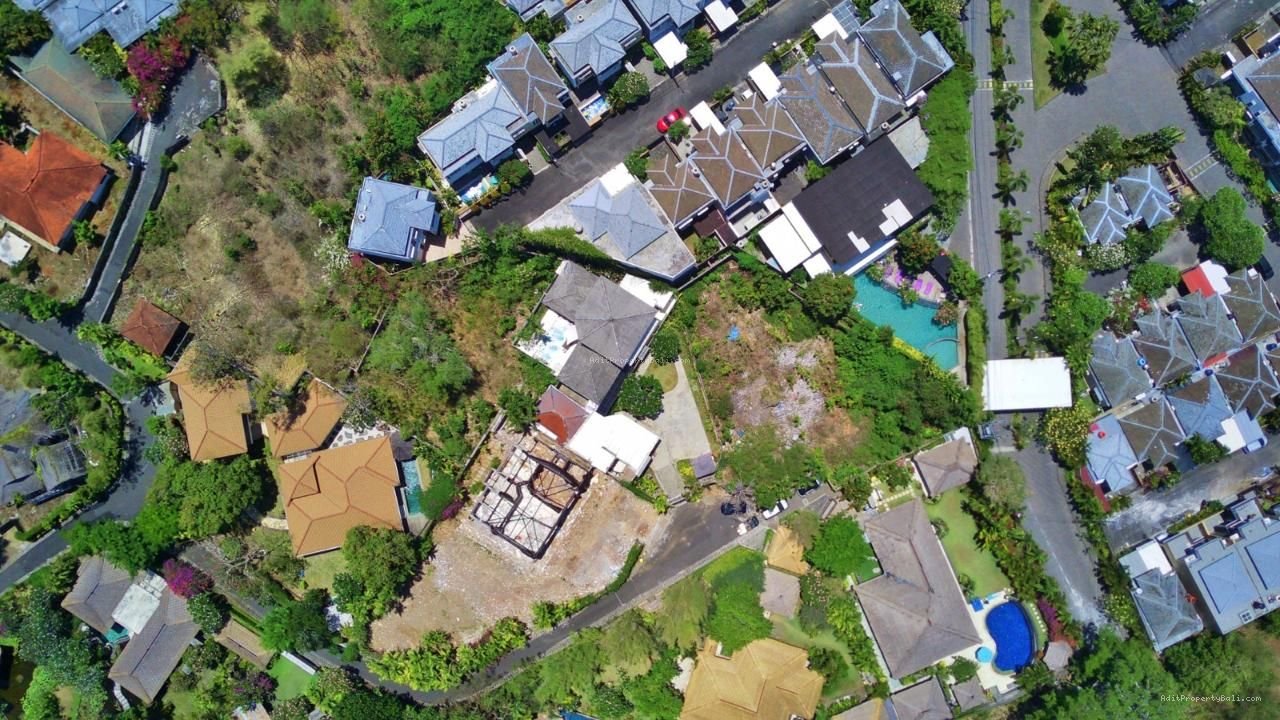 Tanah gedong sari taman mumbul nusa dua