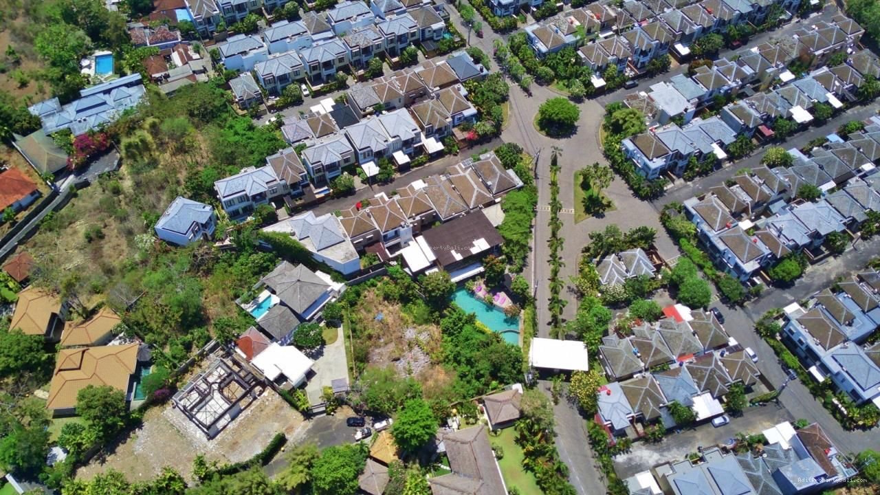 Tanah gedong sari taman mumbul nusa dua