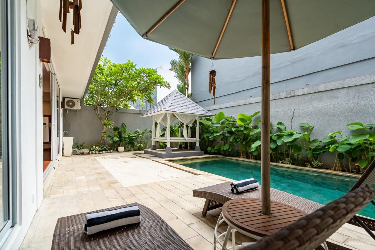 Villa tegal cupek kerobokan