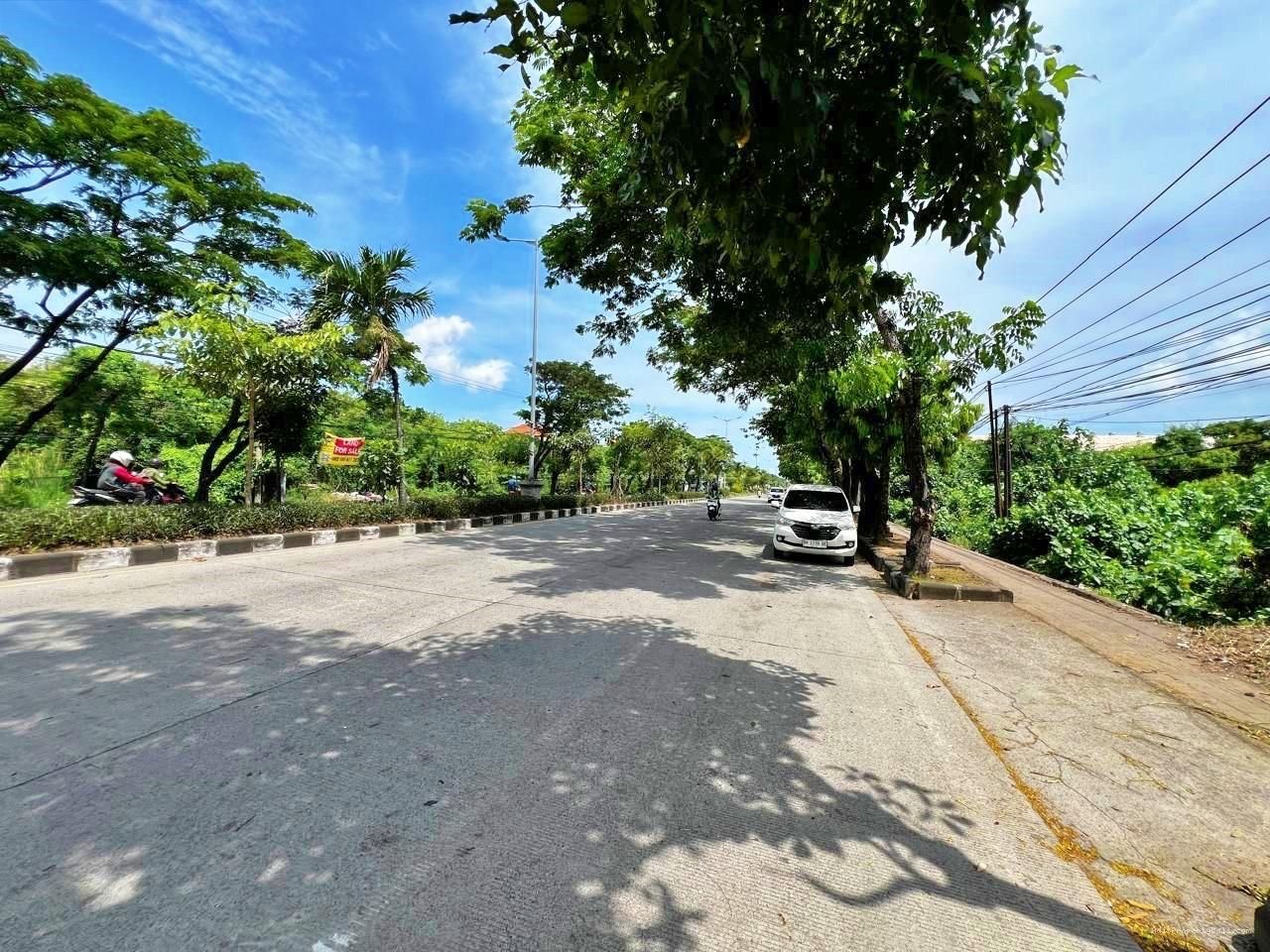 Tanah raya sunset road kuta