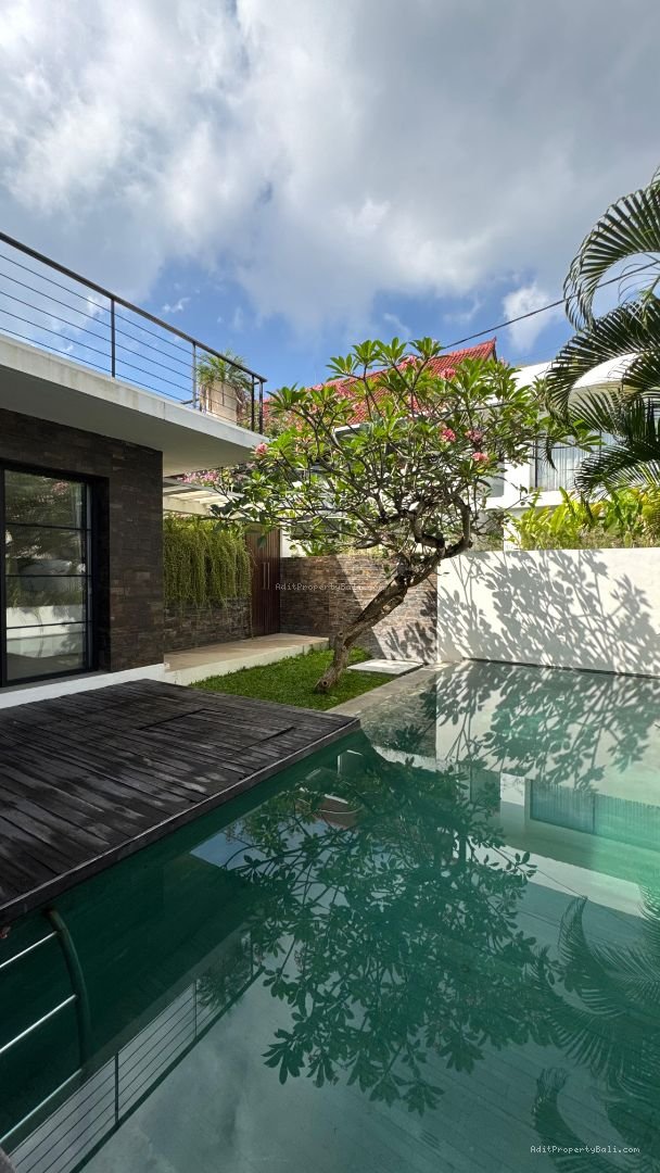 Villa batubolong canggu