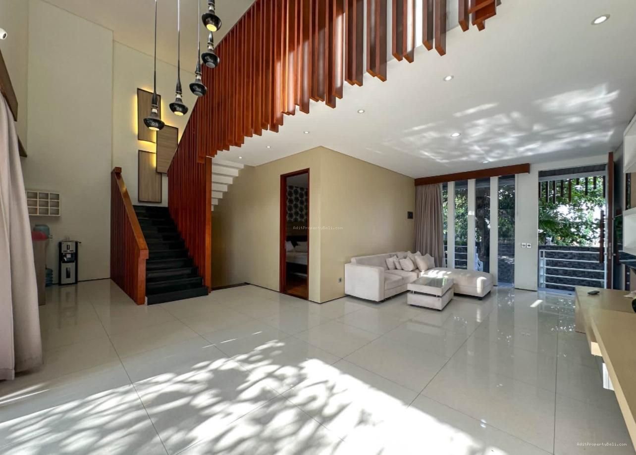 Rumah Kebo Iwa Denpasar Barat Bali