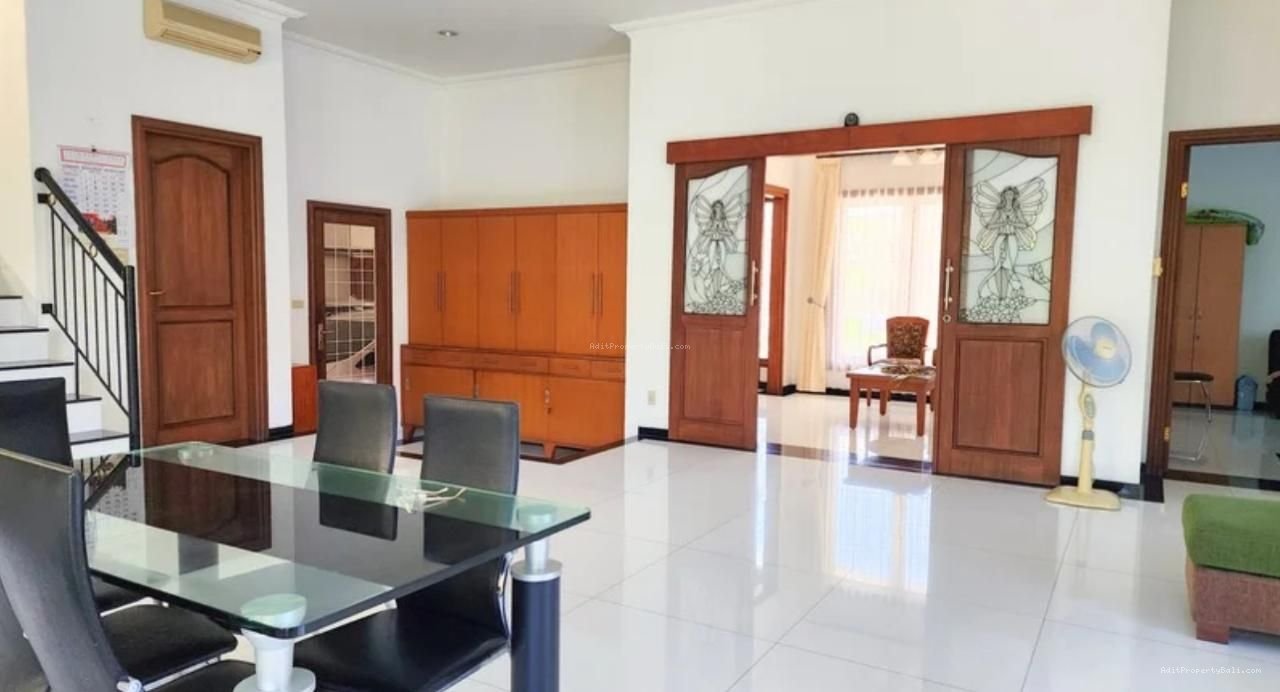 Rumah Tukad Ayung Renon Denpasar