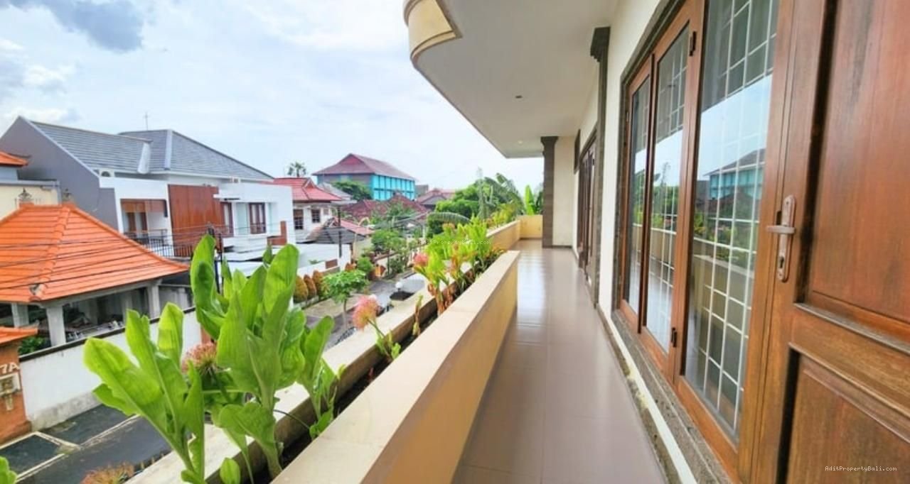 Rumah Tukad Ayung Renon Denpasar