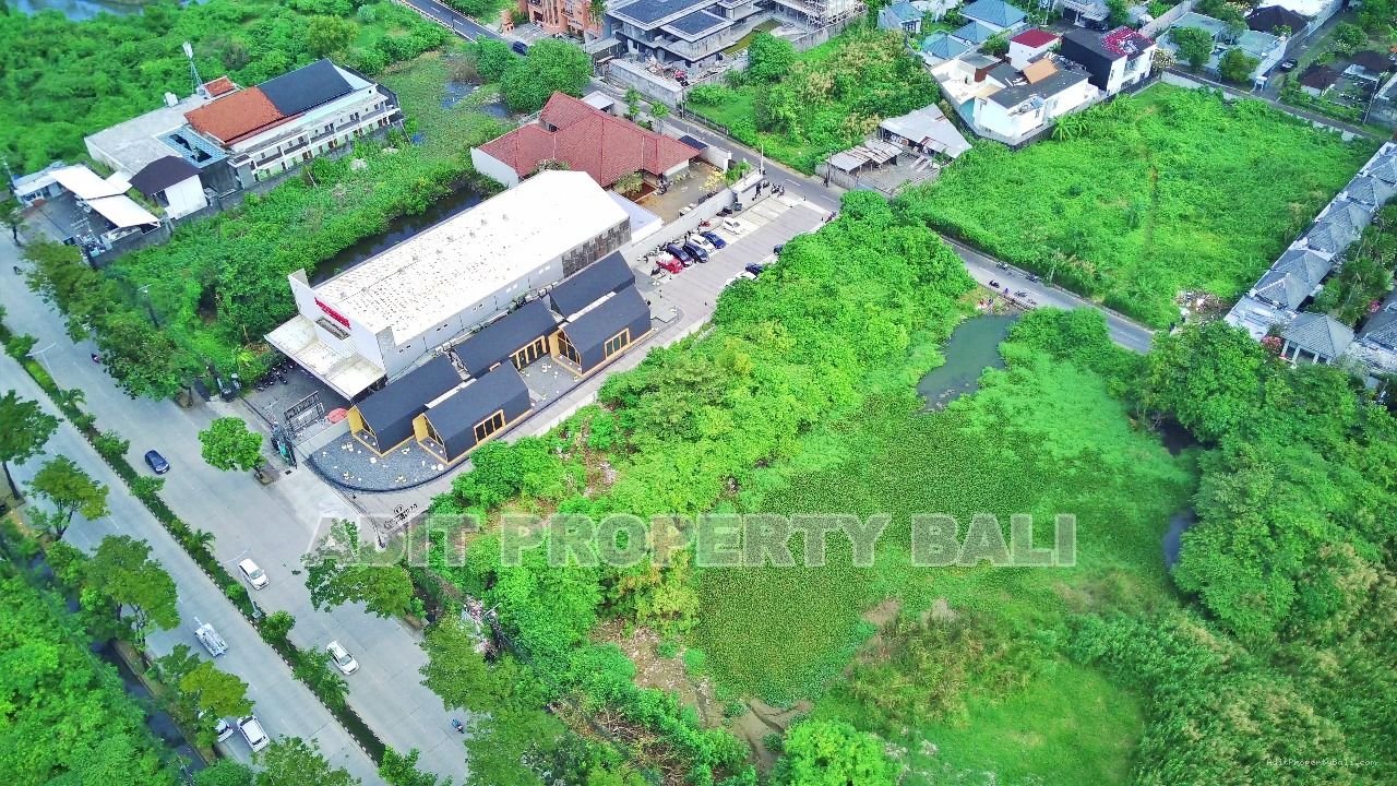 Tanah Raya Sunset road kuta bali