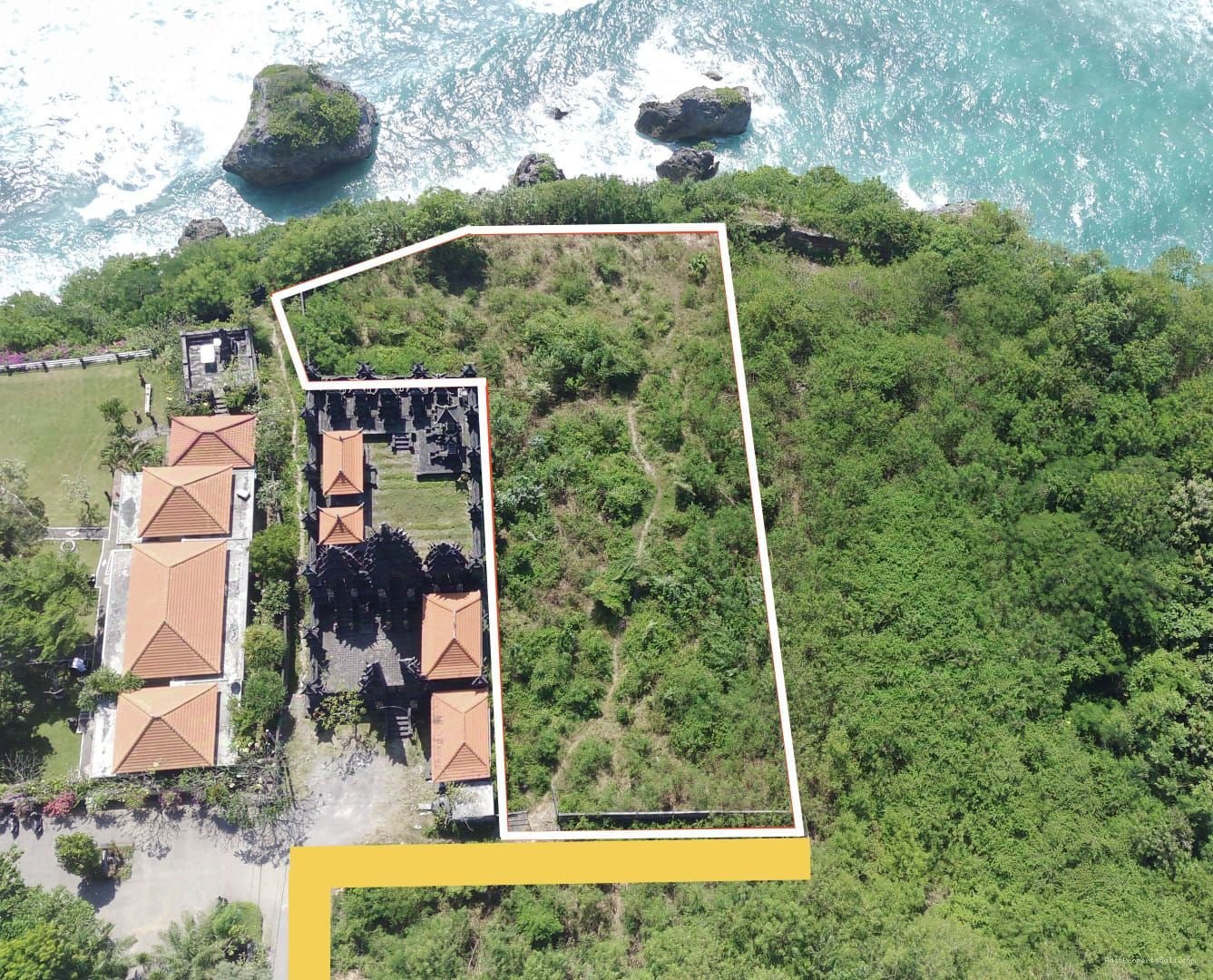 Tanah tebing pecatu kuta selatan