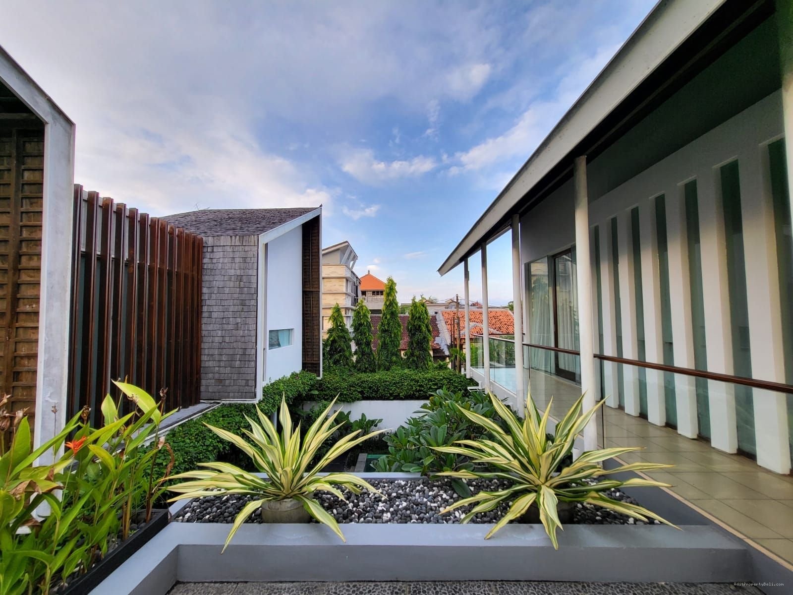 Villa puri gading jimbaran