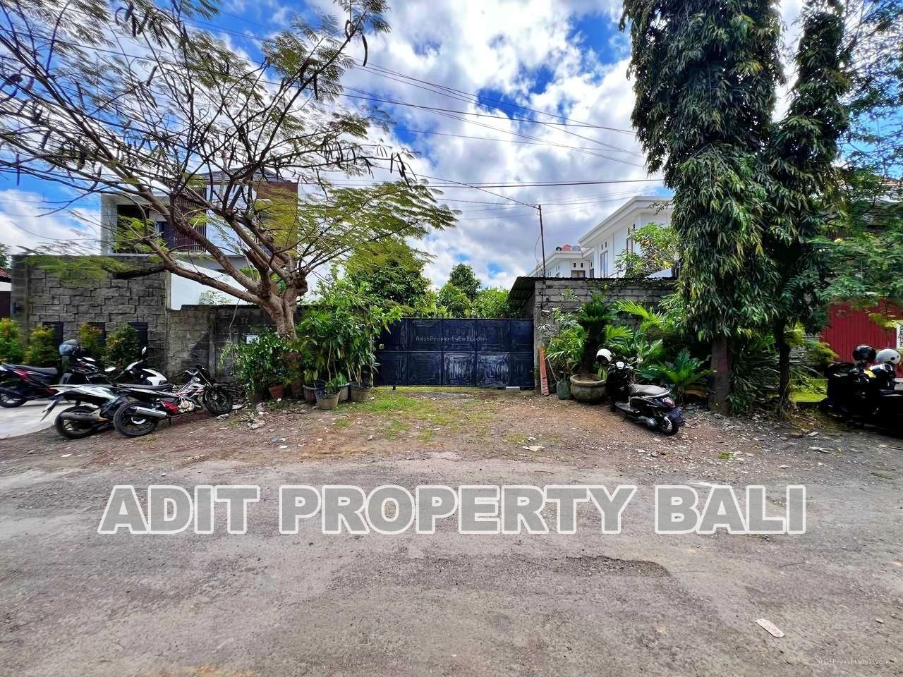 Tanah Tukad musi renon