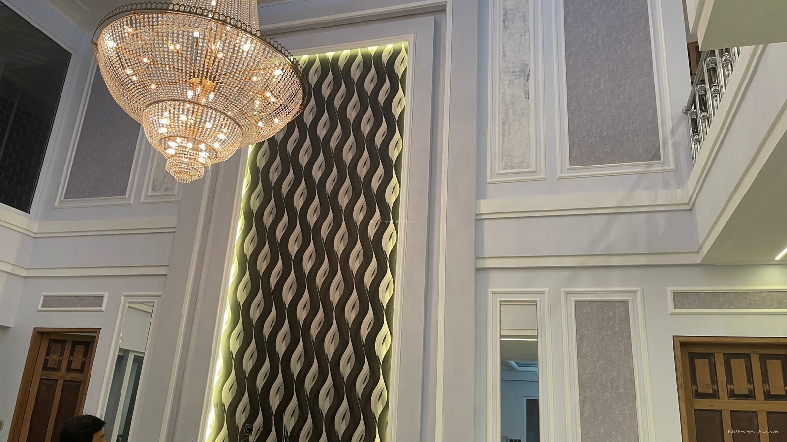 Rumah Mewah Gatot Subroto Tengah Denpasar