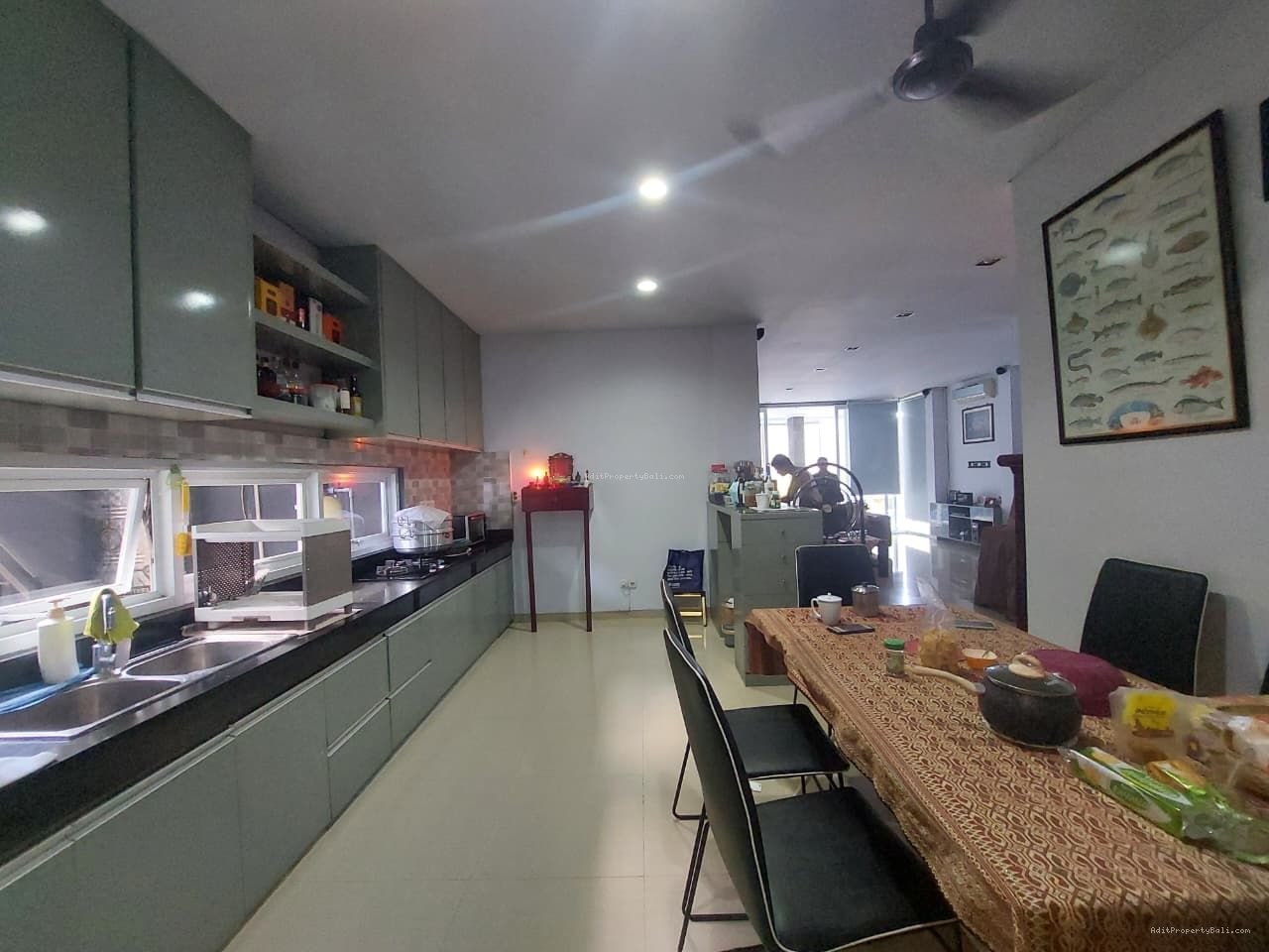 Villa Minimalis Gunung Salak Kerobokan Badung