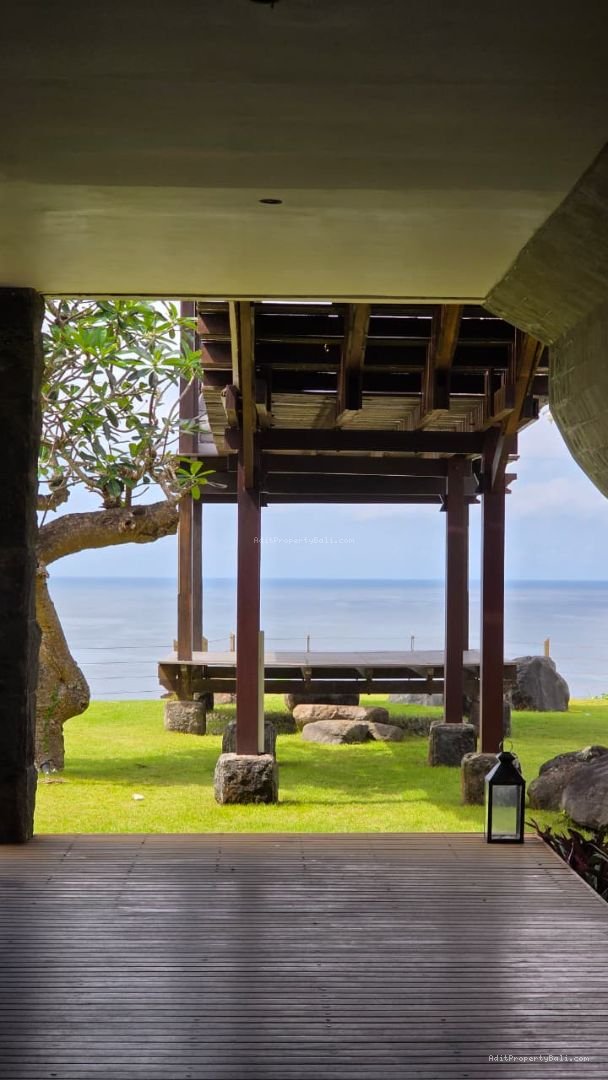 Villa Cliff Edge Ocean View Pandawa Badung