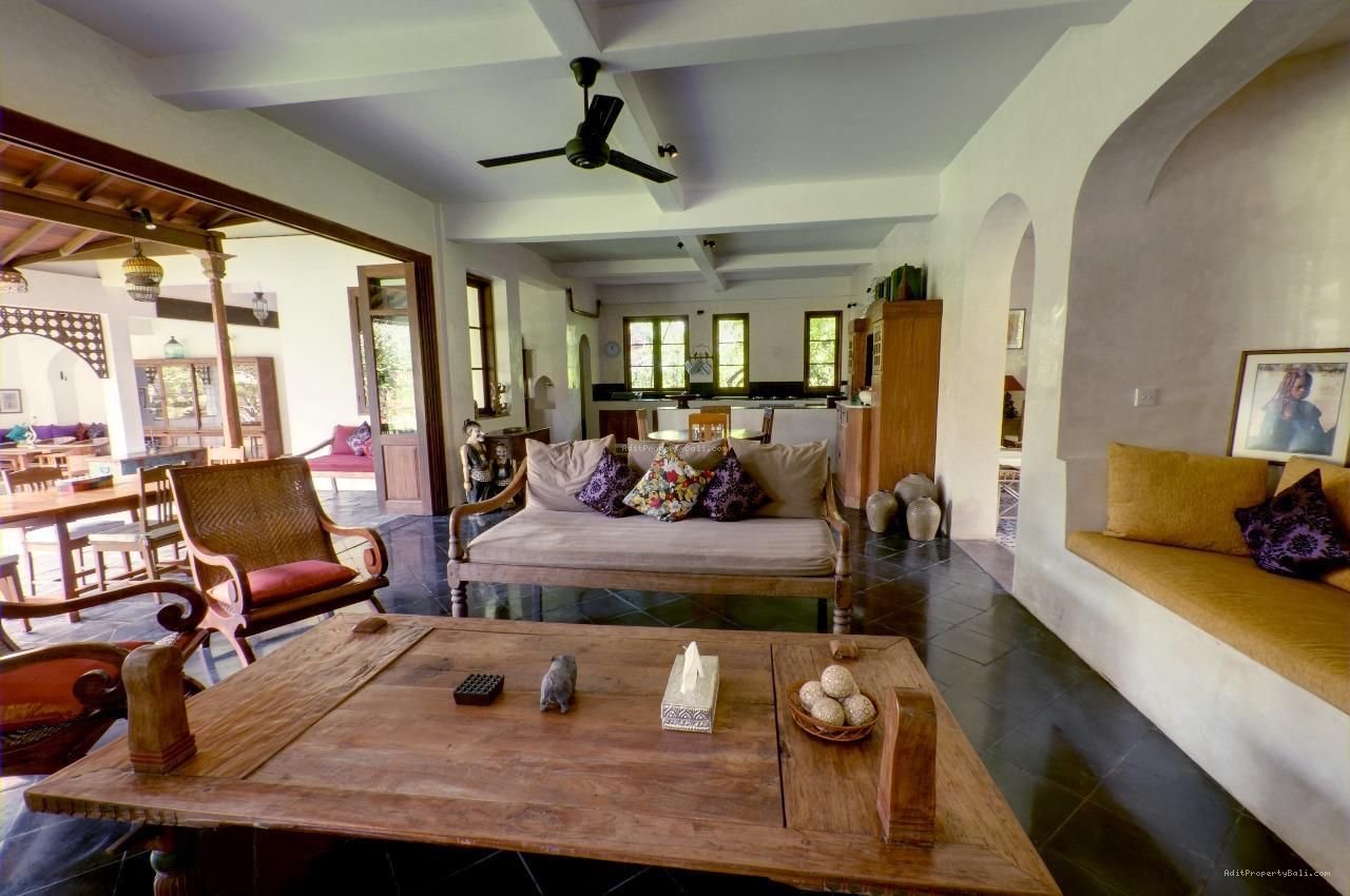 Villa Umalas Kerobokan Badung Bali