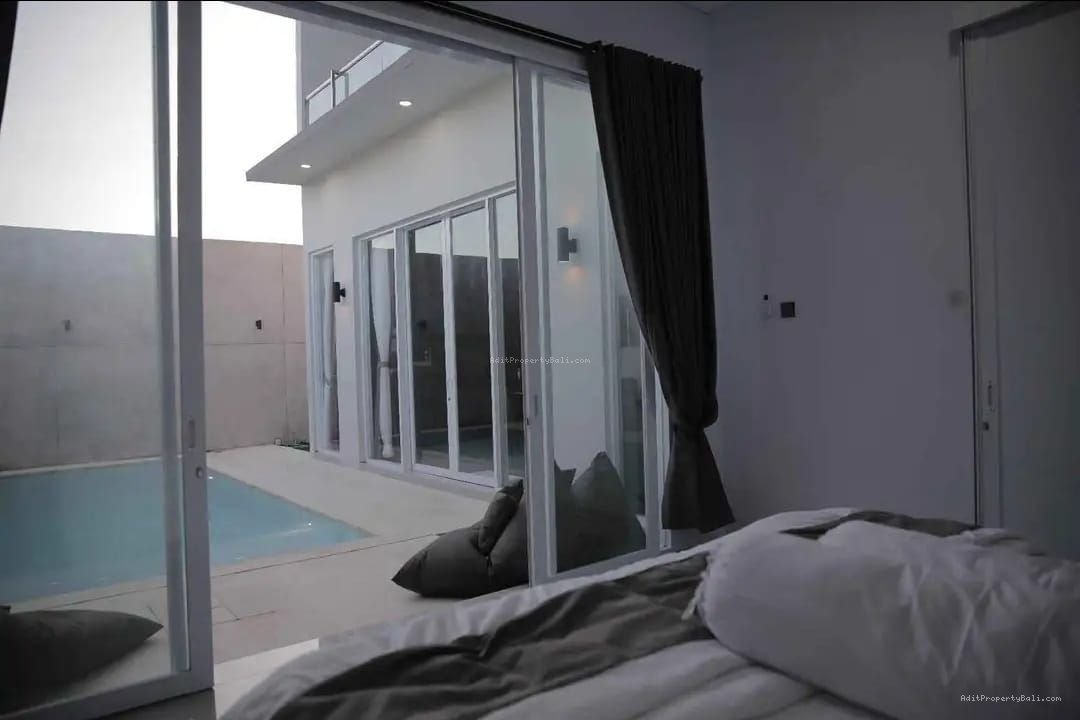 Villa Modern Raya Canggu Badung