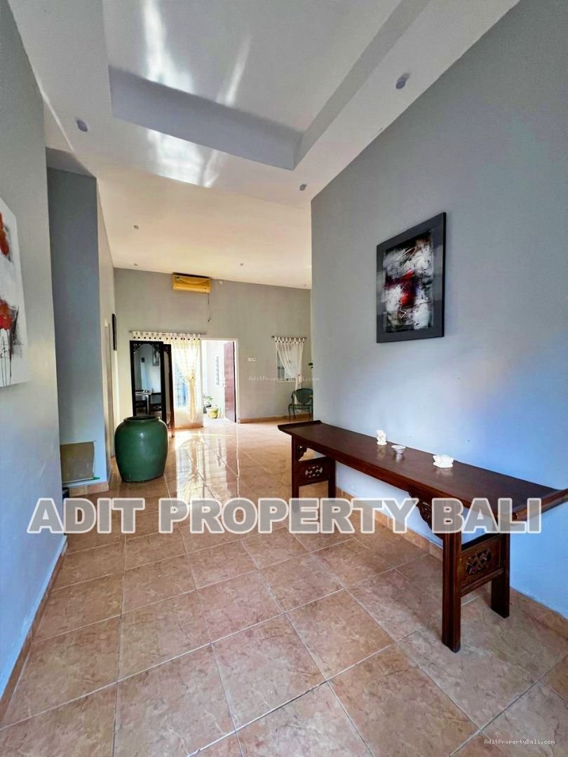 Rumah Taman Sari Kerobokan Badung