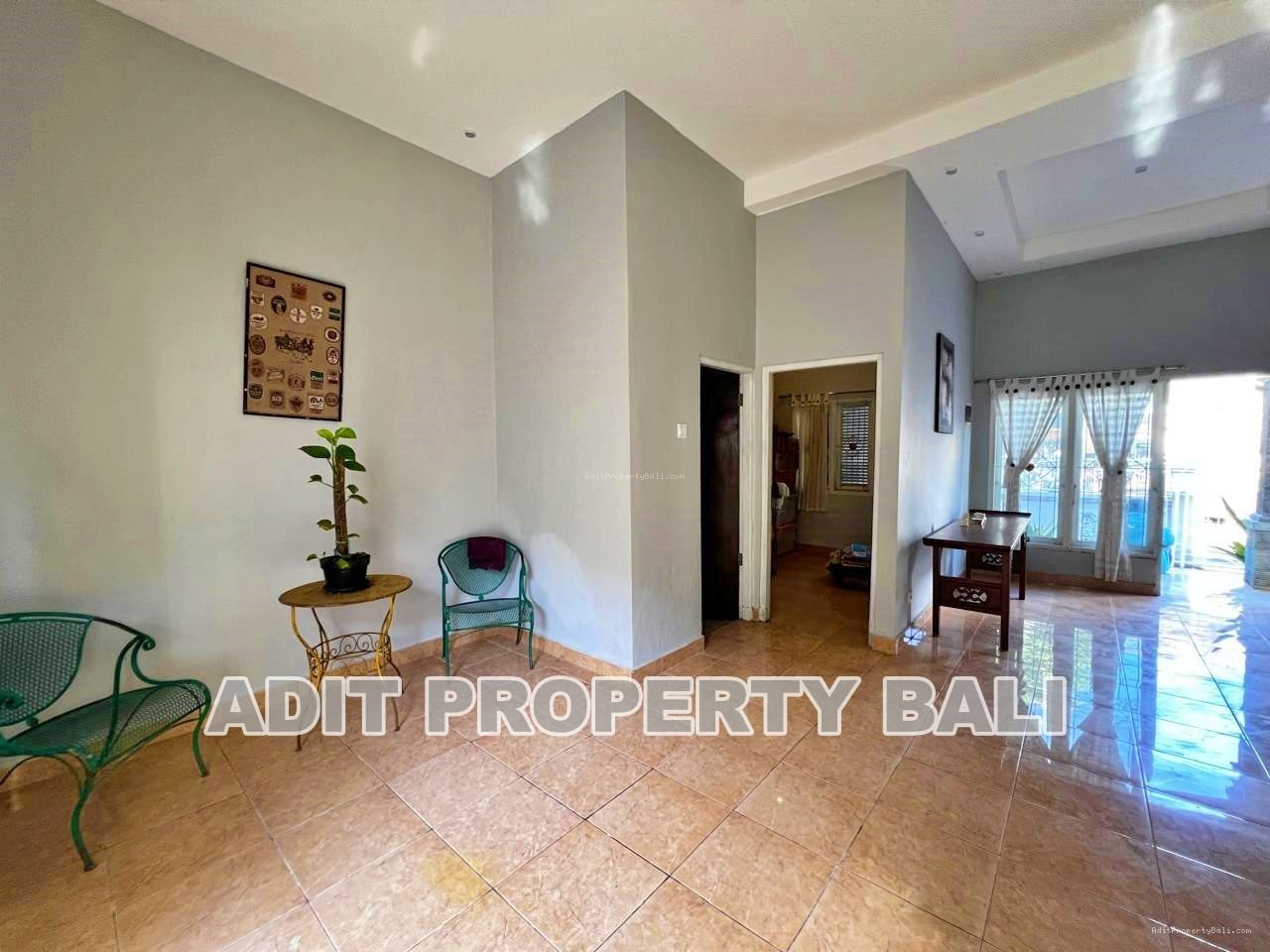 Rumah Taman Sari Kerobokan Badung