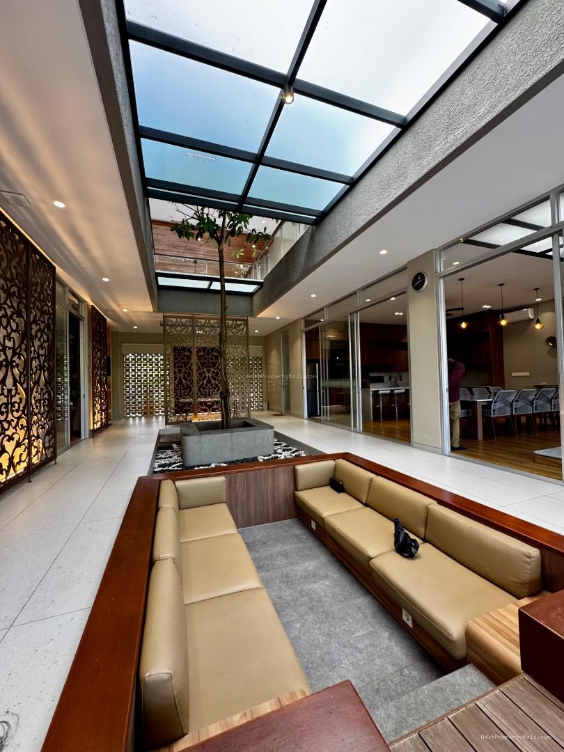 Villa modern jimbaran bali