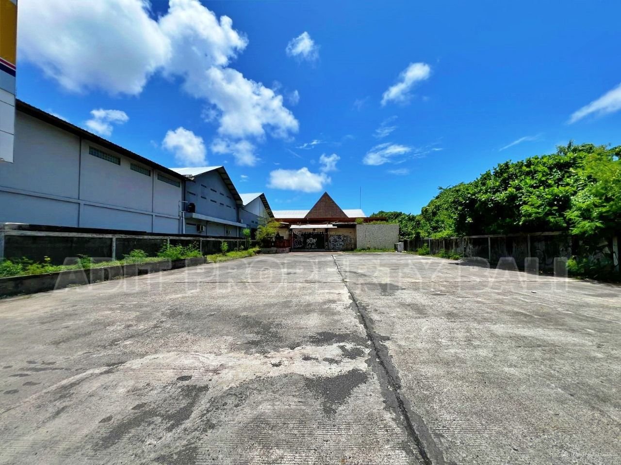 Tanah strategis sunset road kuta bali