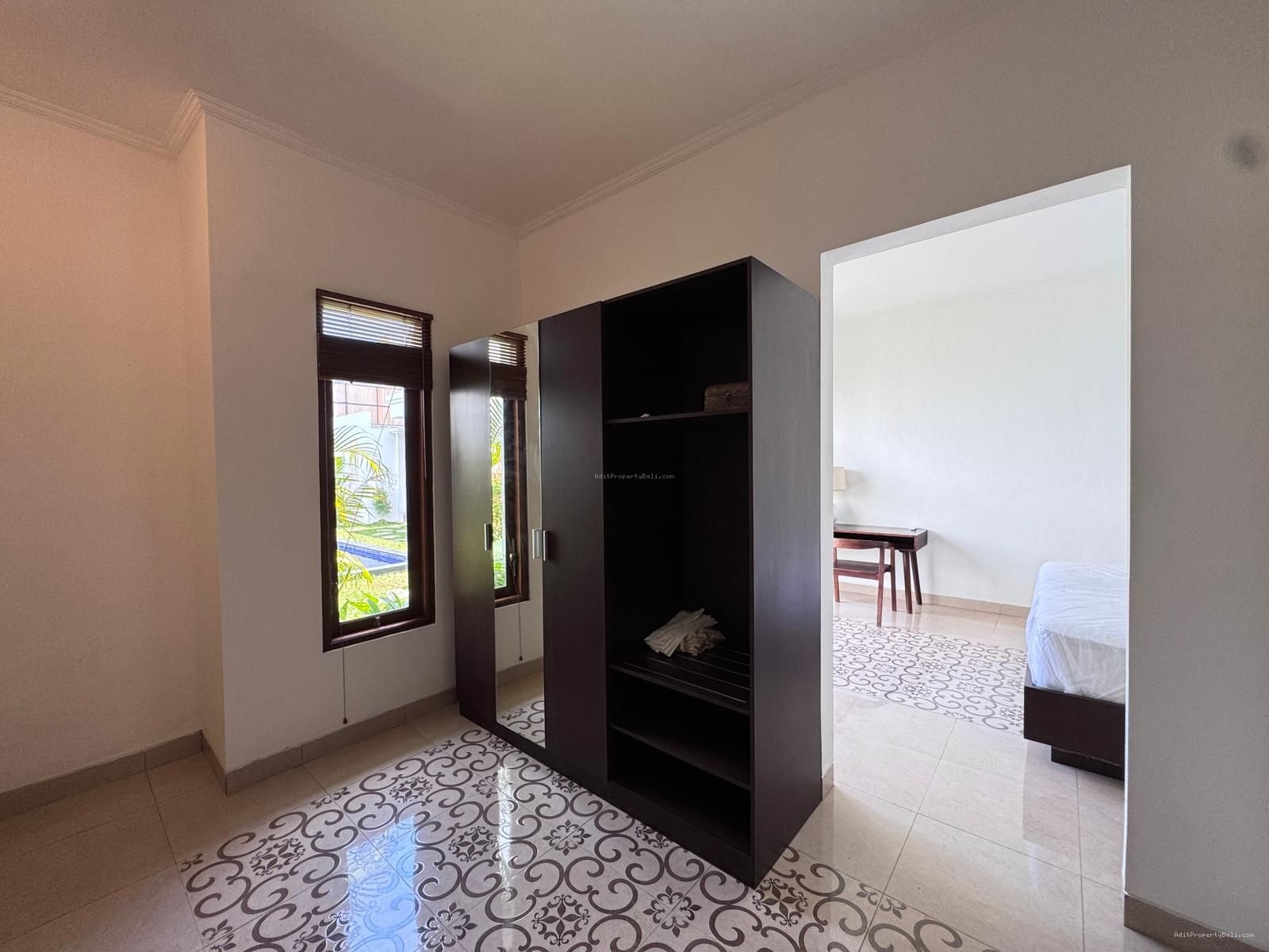 Villa modern tropical canggu bali