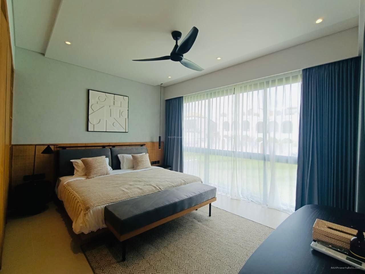 Villa modern tropical tumbak bayuh mengwi