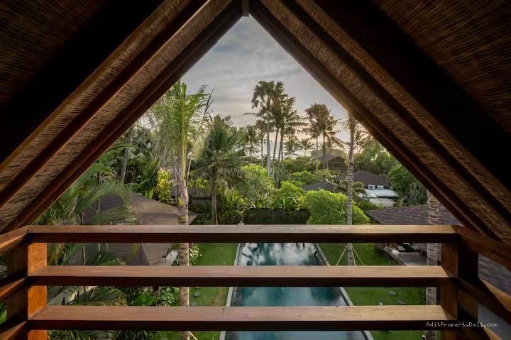 Villa mewah pantai cemagi bali