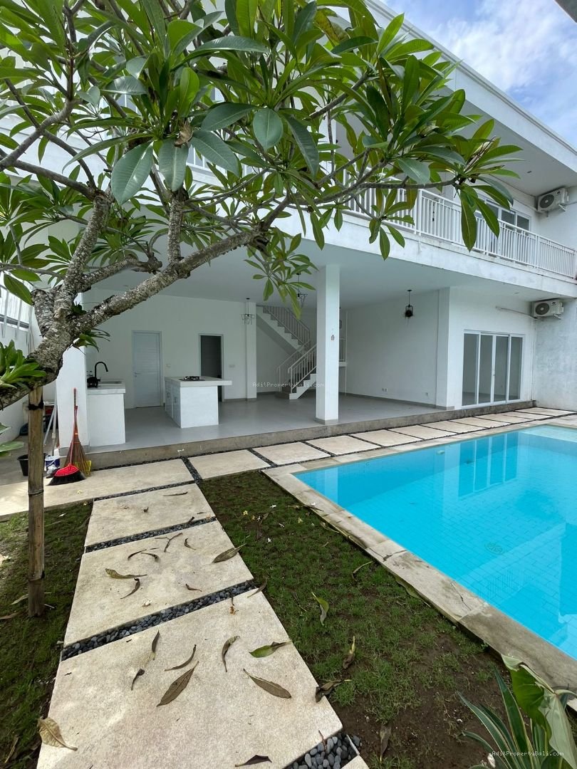 Villa Munggu Mengwi Badung Bali