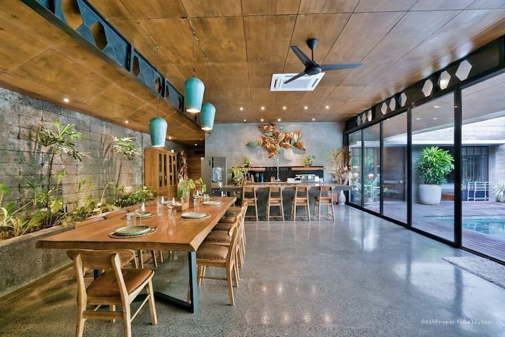 Villa modern pantai nelayan canggu