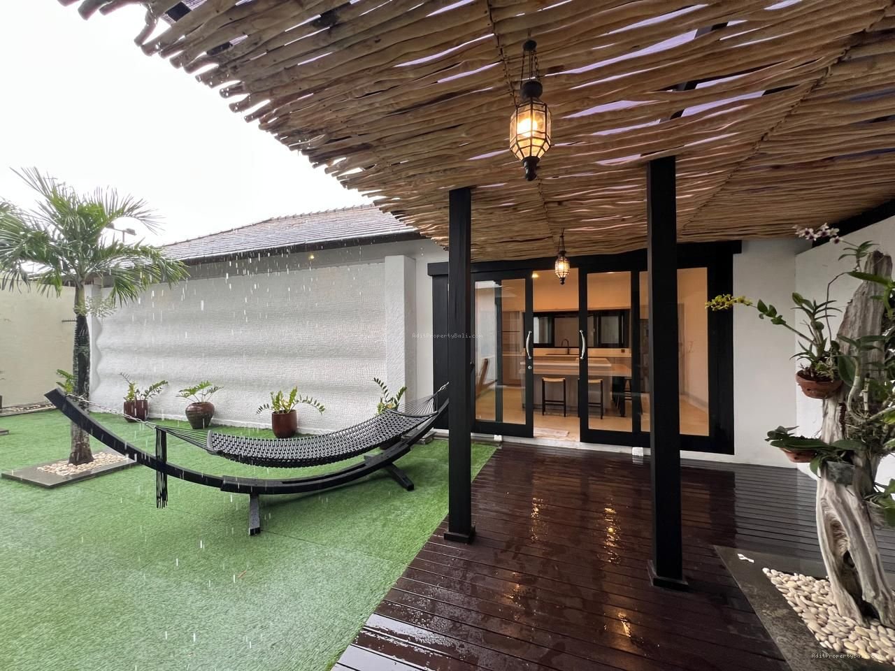 Villa luxury Batubelig seminyak bali