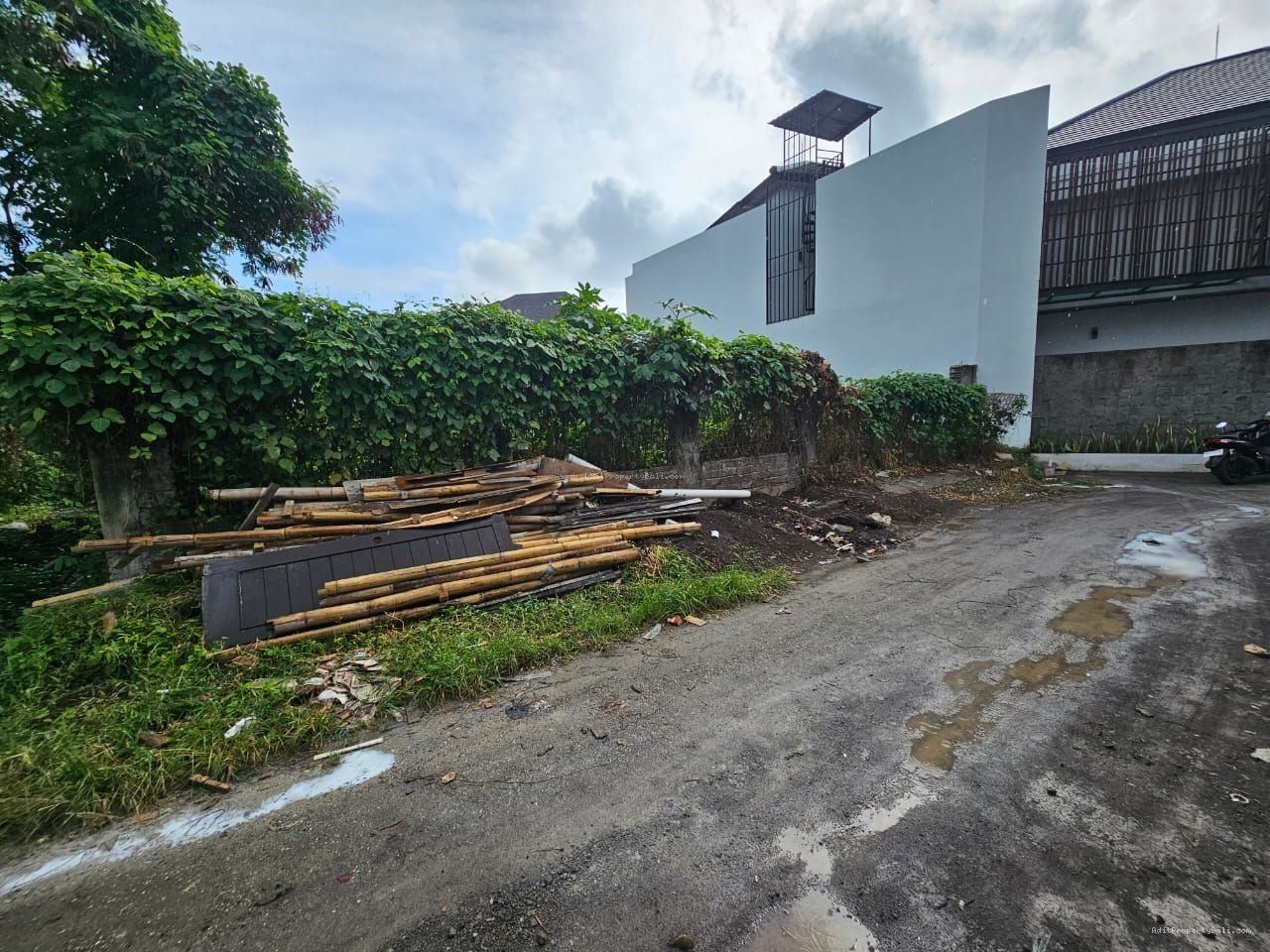 Tanah murah semat berawa canggu