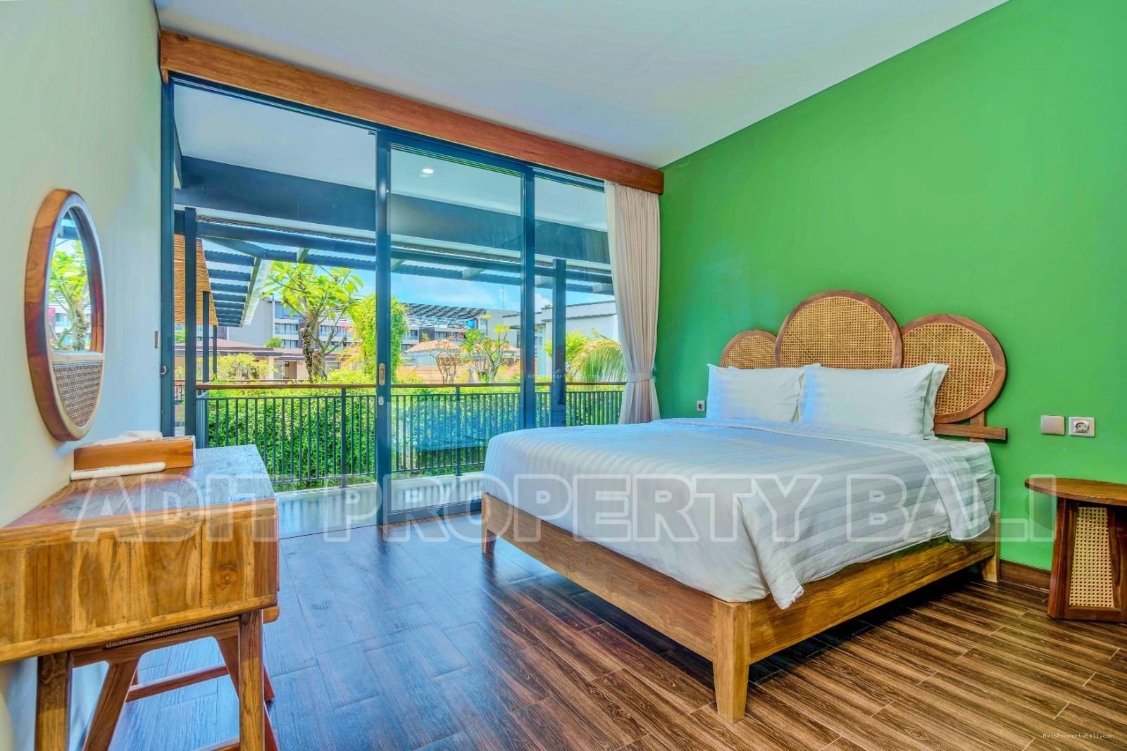 Villa Umalas Kerobokan Kuta Utara Badung Bali