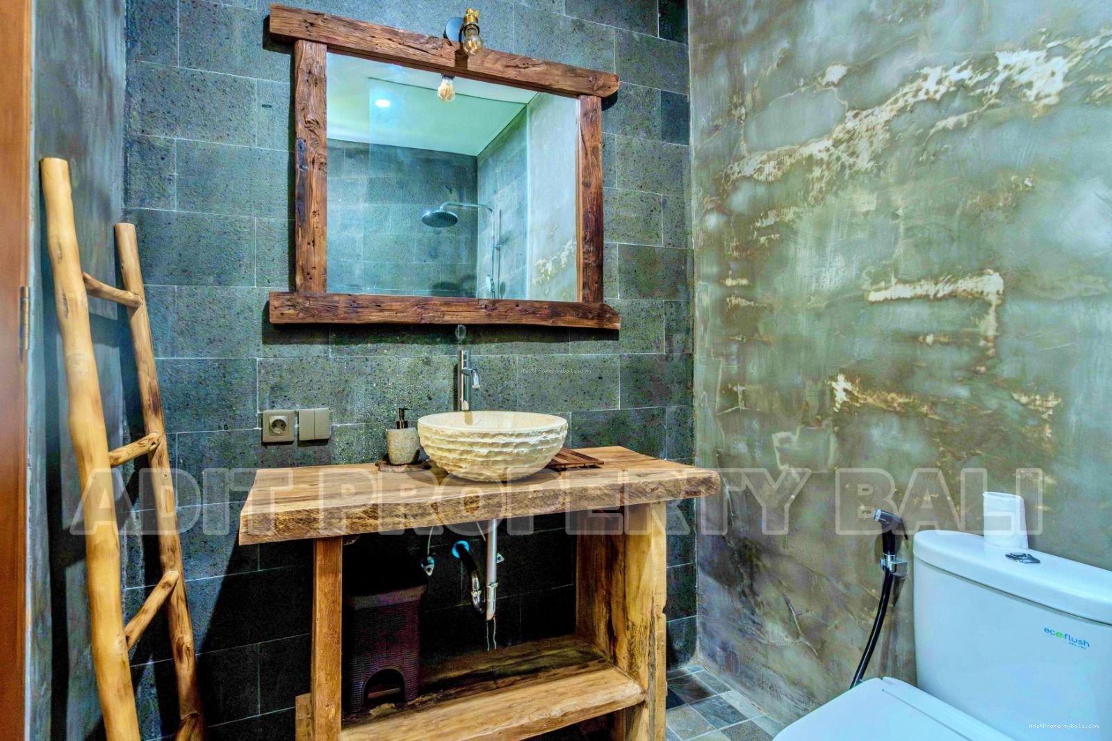 Villa Umalas Kerobokan Kuta Utara Badung Bali