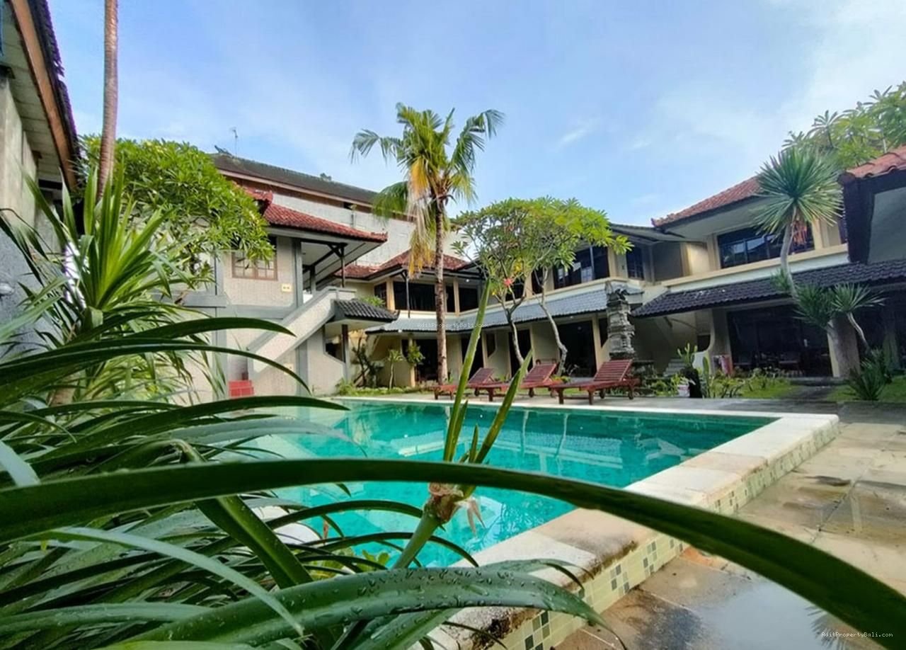 Hotel Bintang 3 pantai kuta bali