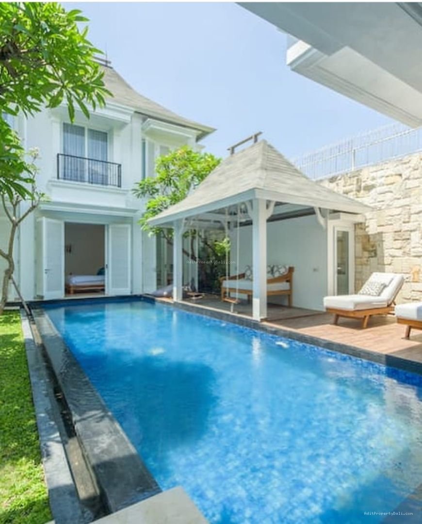 Villa Pantai Berawa Canggu Badung Bali