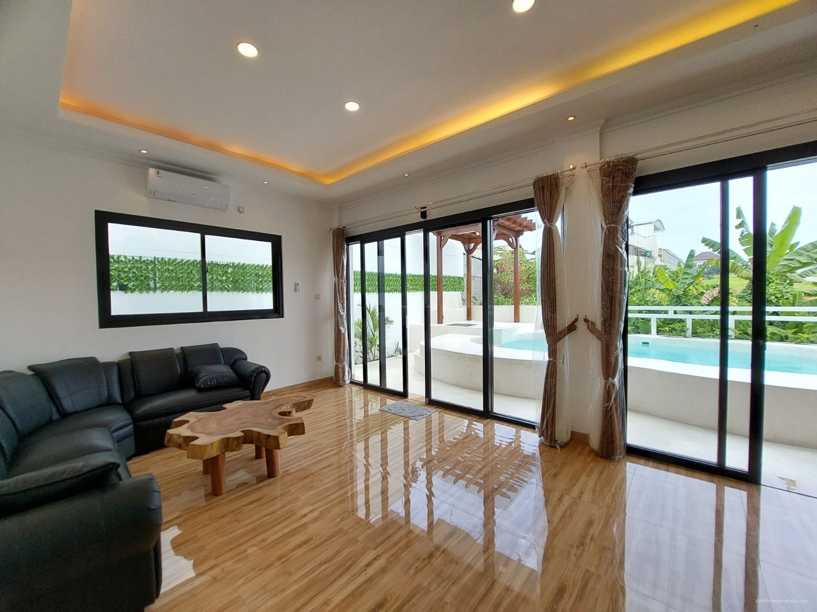 Villa Padonan Tibubeneng Canggu Badung