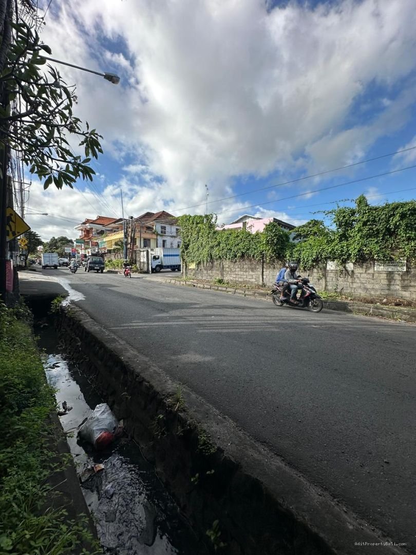 Tanah Utama Keboiwa Selatan Padangsambian Denpasar