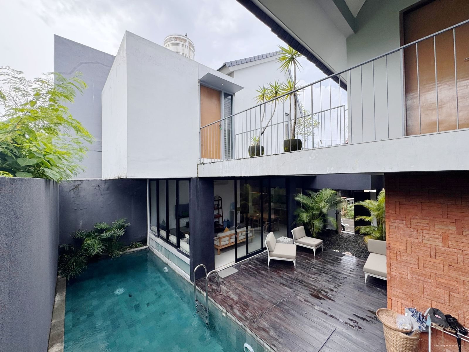 Villa modern berawa canggu bali