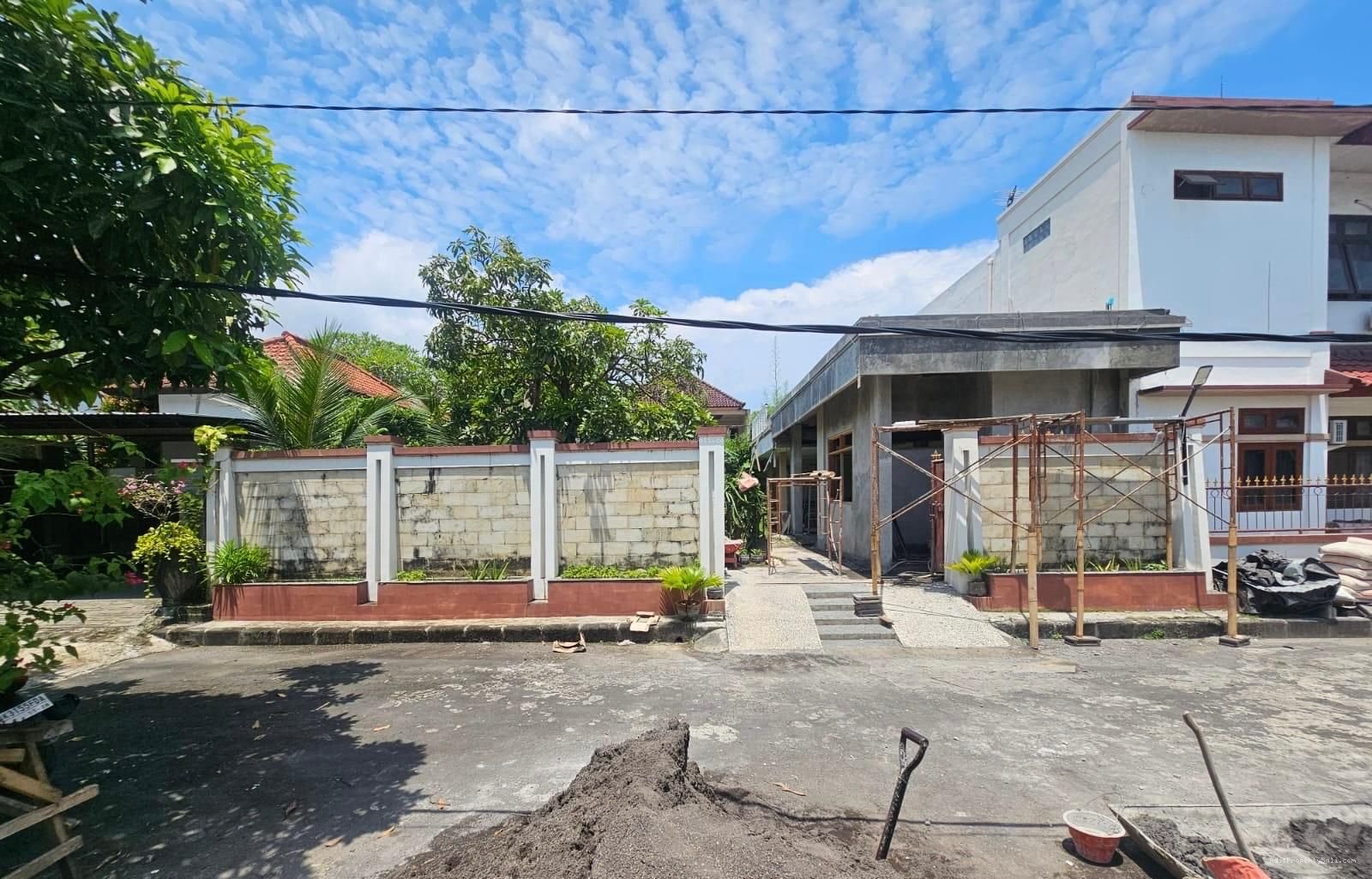 Tanah sesetan denpasar