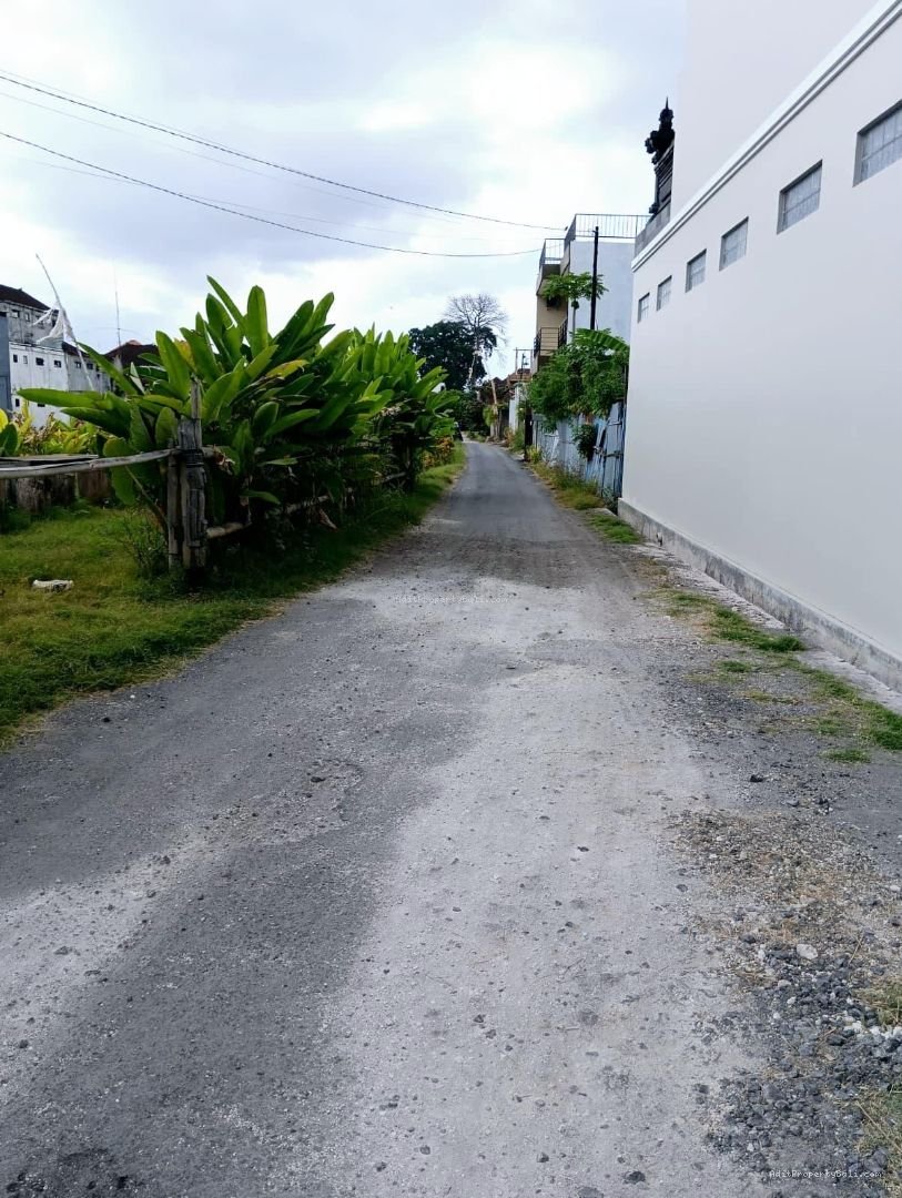 Tanah Pura Demak Denpasar Barat Bali