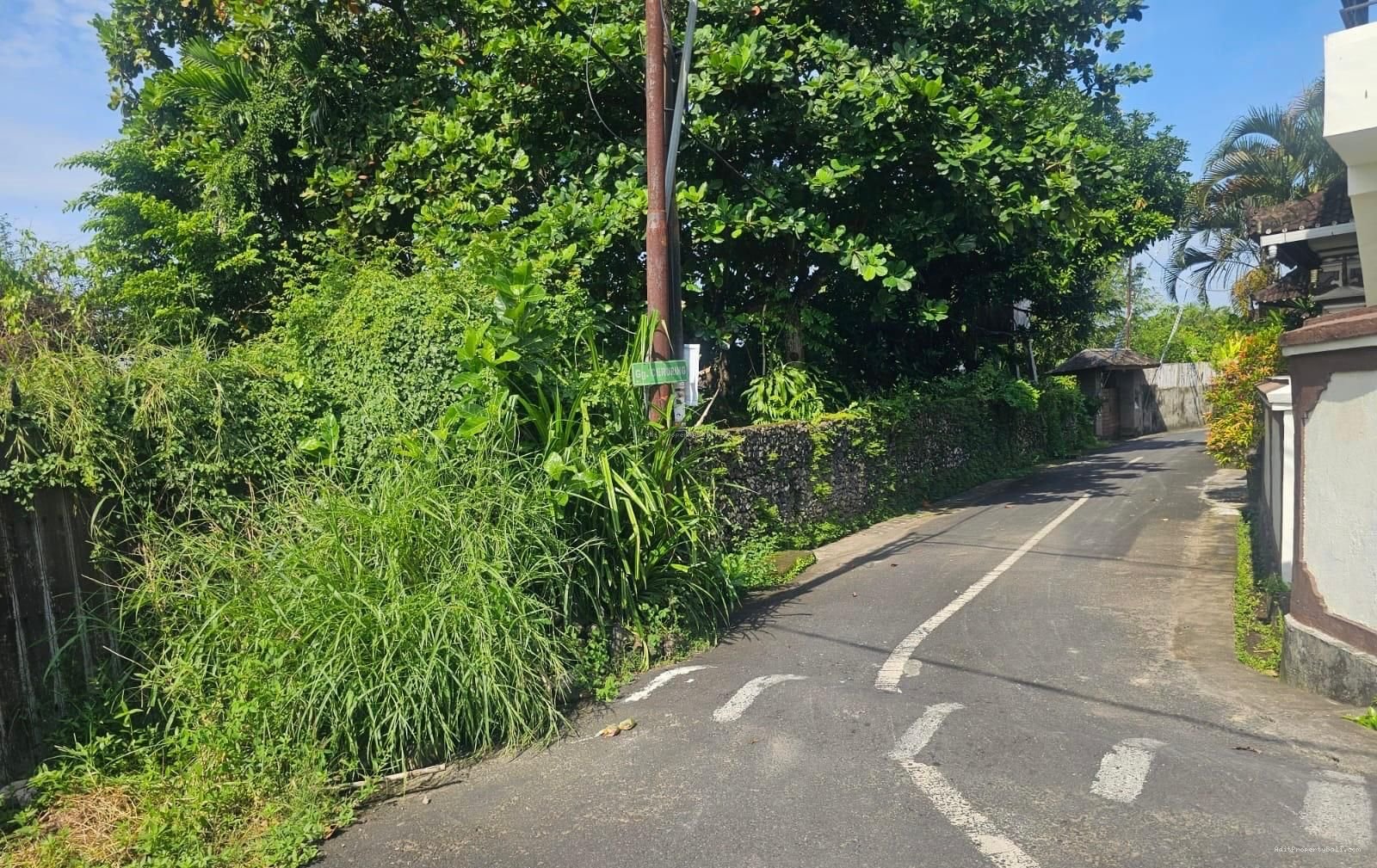 Tanah Kuwum Kerobokan Kuta Utara Badung Bali