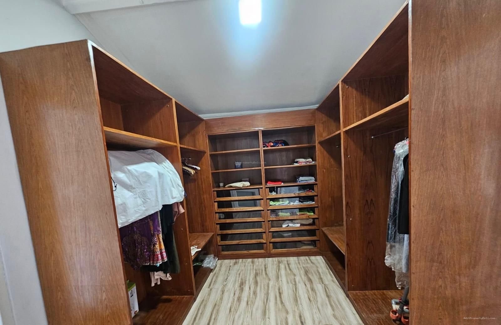 Villa semer kerobokan bali